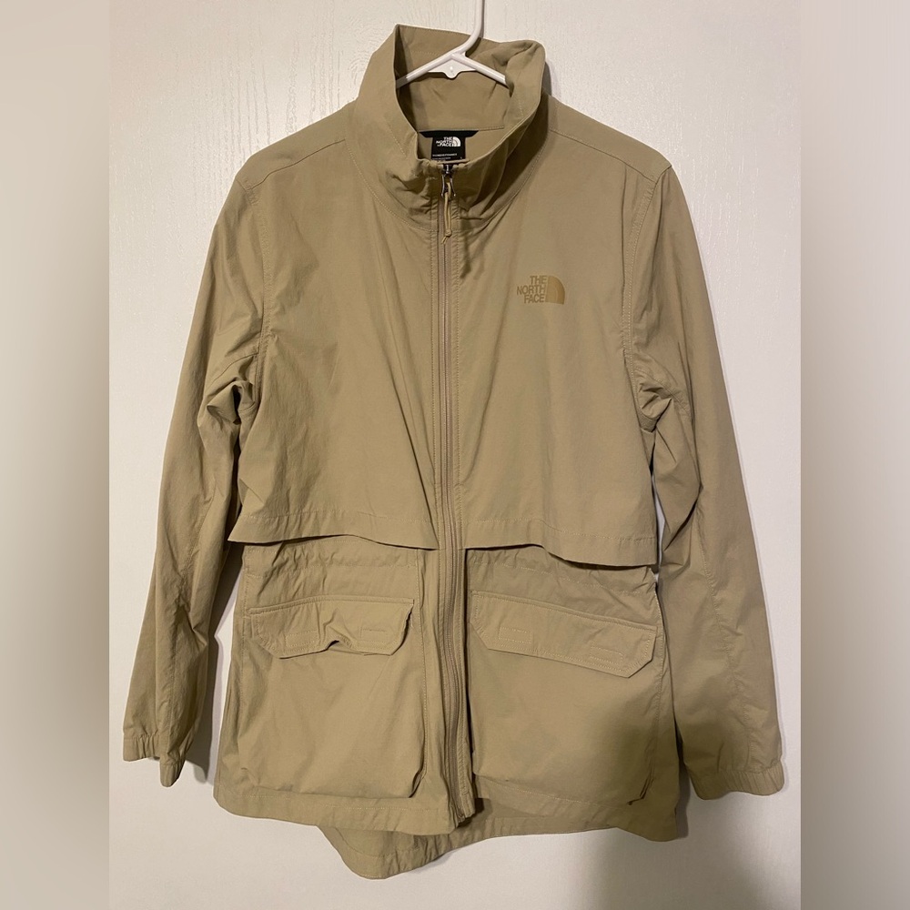 THE NORTH FACE (fisher/rain jacket style)